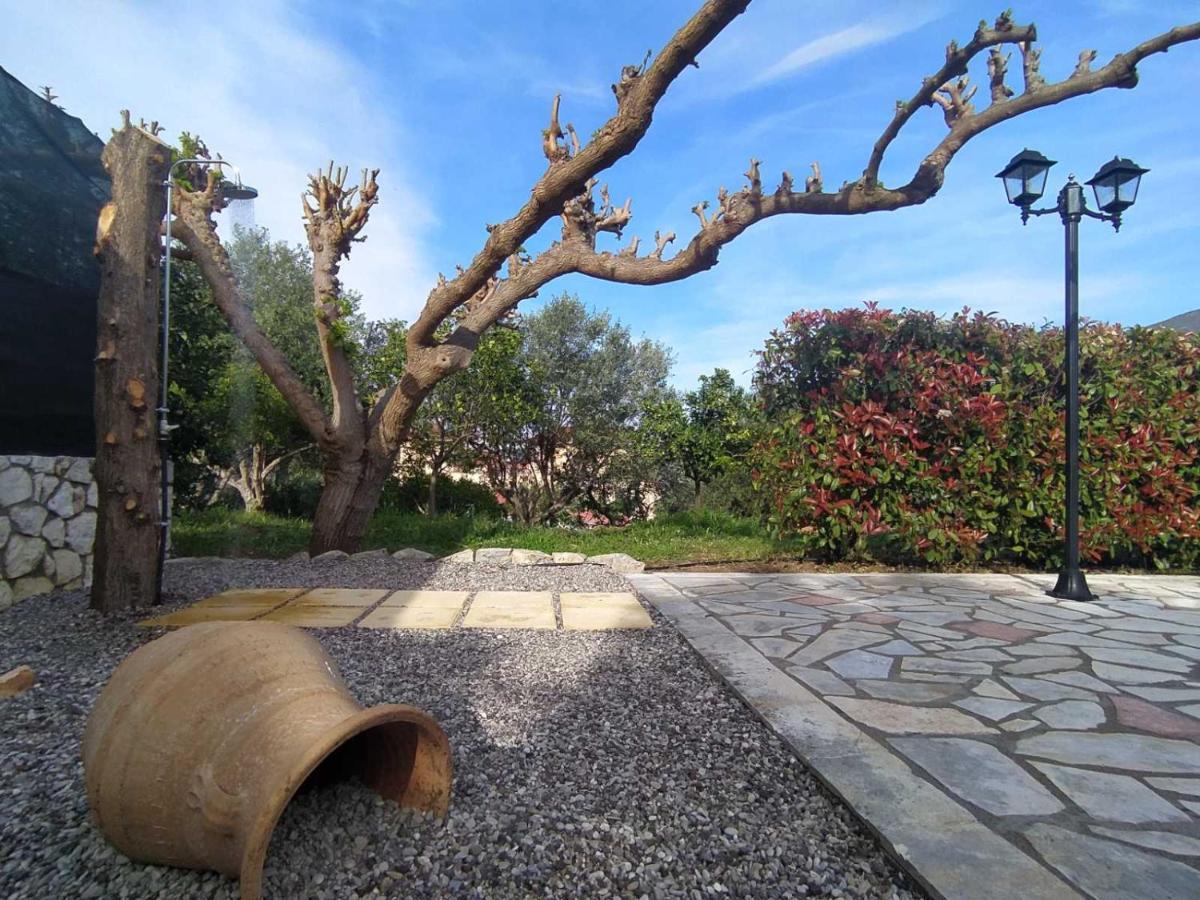 Iliachtides Villas Karavomylos Exterior photo