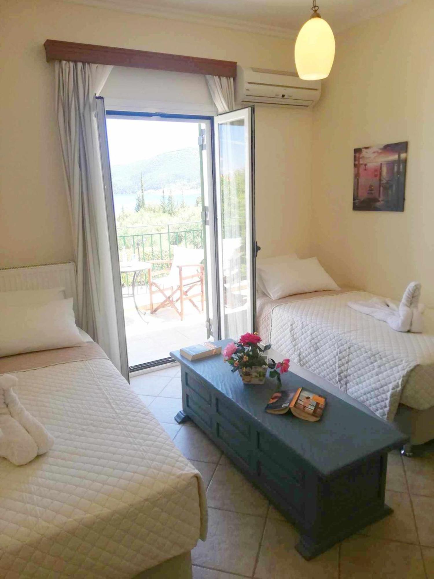 Iliachtides Villas Karavomylos Exterior photo