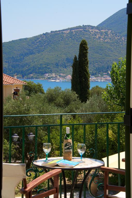 Iliachtides Villas Karavomylos Room photo