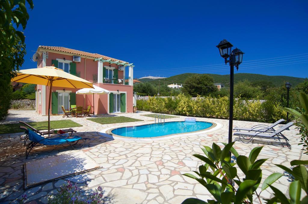 Iliachtides Villas Karavomylos Room photo