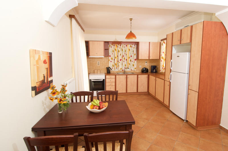 Iliachtides Villas Karavomylos Room photo